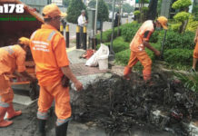 12 Jam Pembersihan Gorong , Petugas Masih Temukan Kondom
