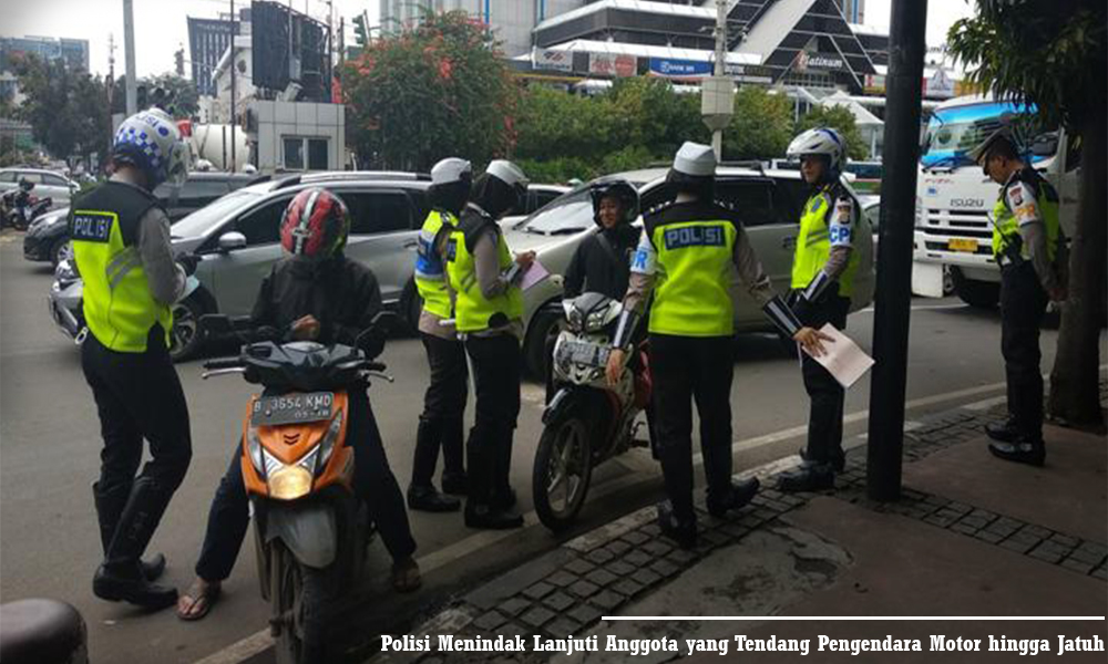 Polisi Tanggerang, Aksi Tilang Polisi, Tilang Polisi Motor Jatuh, Pengendara Motor diTilang