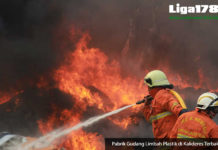 Pabrik Gudang Limbah Plastik di Kalideres Terbakar Kebakaran, Kalideres, Pemadam, Rawa kompeni, Liga178 News