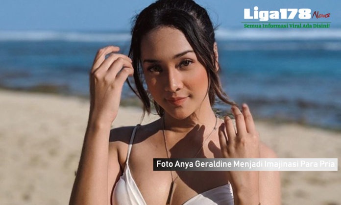 anya geraldine, foto panas, foto dewasa, imajinasi, pantai, para pria